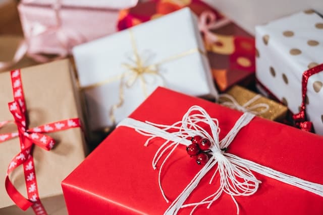 holiday gifts
