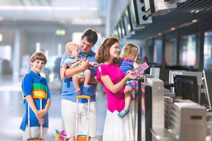 firstminute-transfer.com Family service