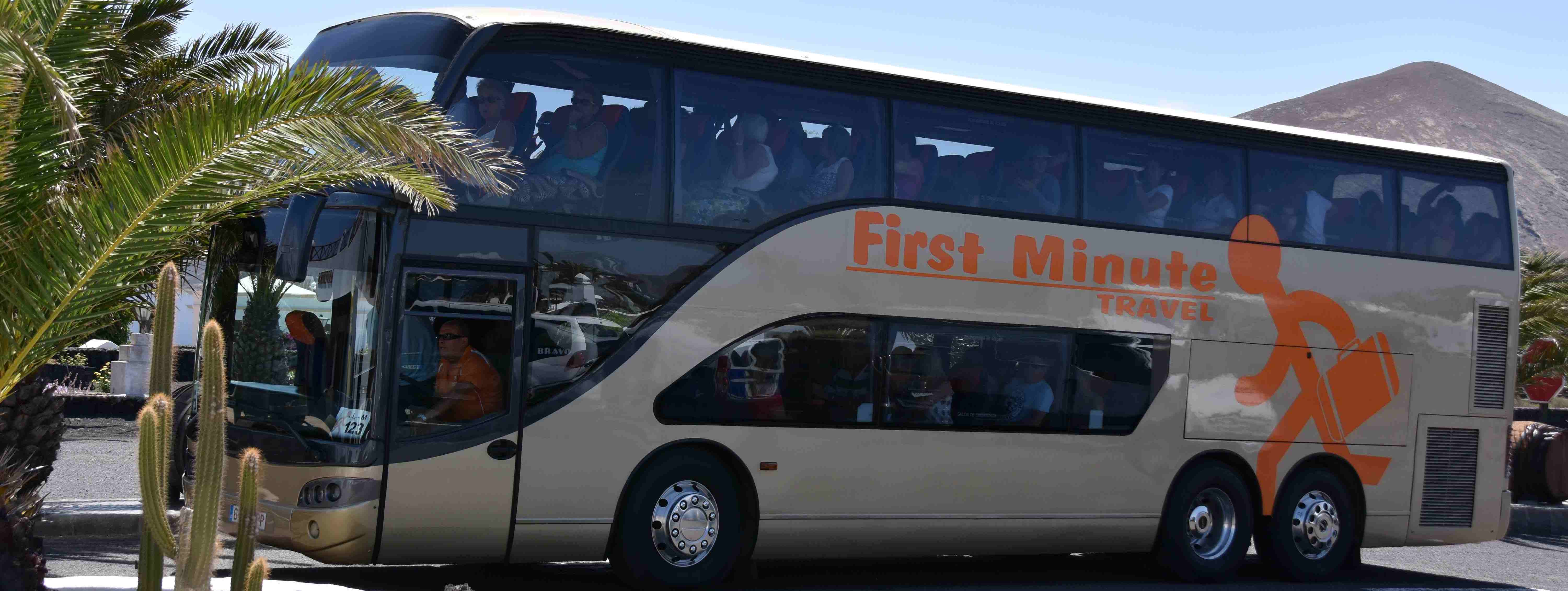 first minute tour bus excursion